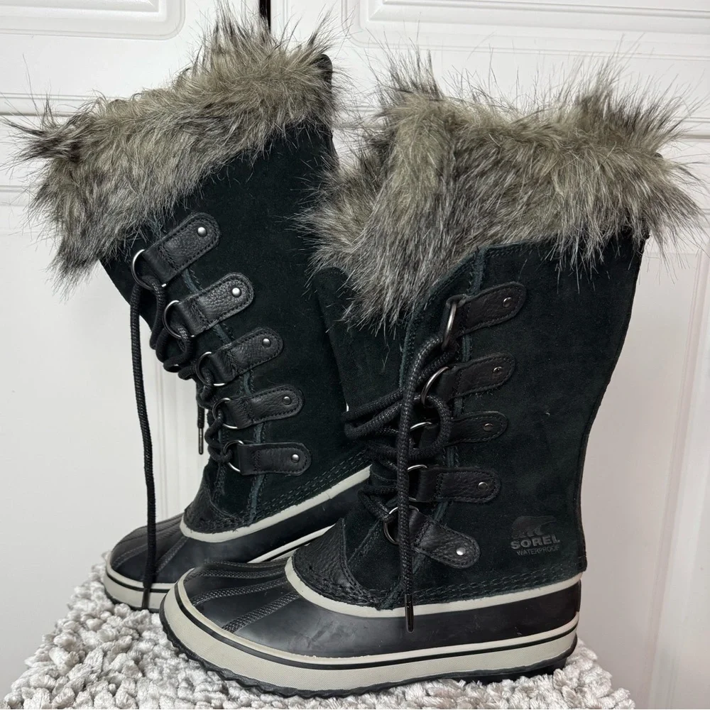 SOREL JOAN OF ARCTIC™ BOOTS
